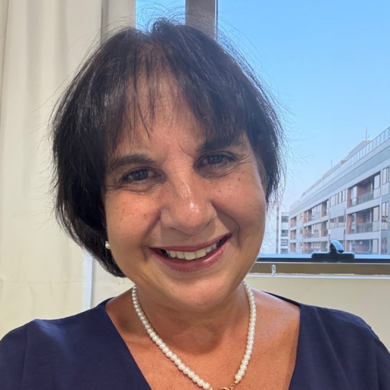 Dra. Mônica Velloso